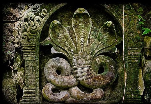 सपनें में नागदेवता का मन्दिर देखना Seeing Snake Temple in Dreams